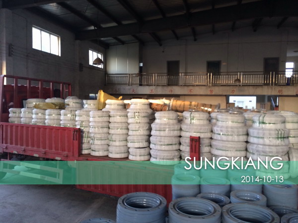 我公司為重慶京東方項目發*批可曲撓橡膠接頭