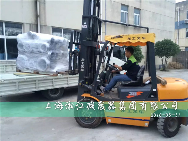 6月1號(hào)不銹鋼金屬軟管出貨 不銹鋼金屬軟管