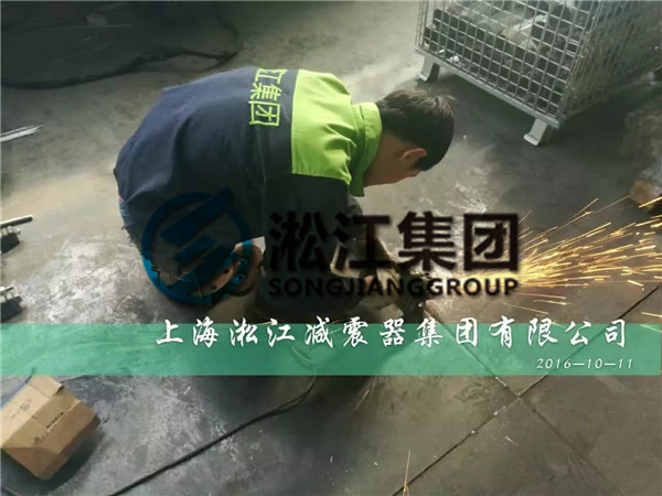 不銹鋼波紋補償器生產現場【忙的不亦樂乎】