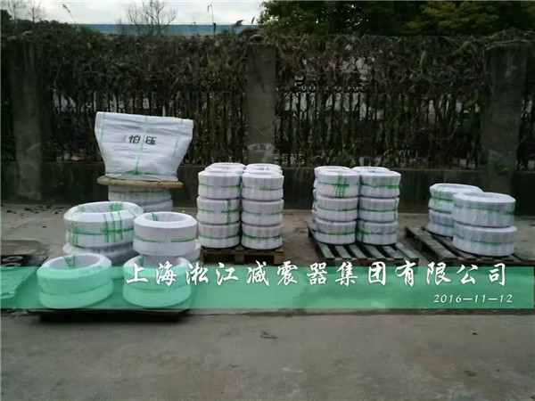 天津客戶為了消除雜音,購(gòu)入KXT-II型橡膠軟連接 KXT-II型橡膠軟連接