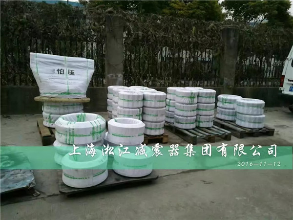 天津客戶為了消除雜音,購(gòu)入KXT-II型橡膠軟連接 橡膠軟連接