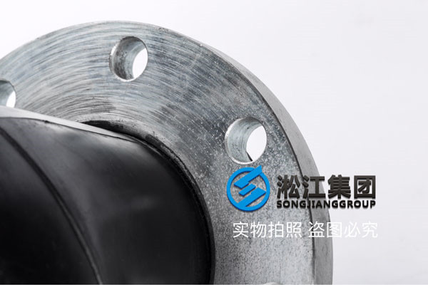 DN100口徑橡膠接頭,比較少見的KWT可撓橡膠彎頭