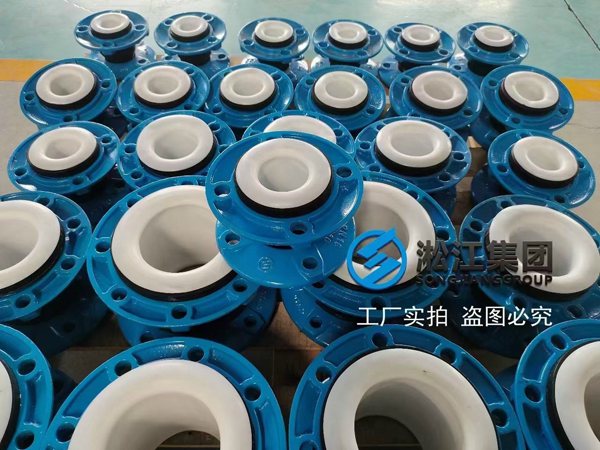 制藥行業高純管路中四氟接頭的關鍵作用